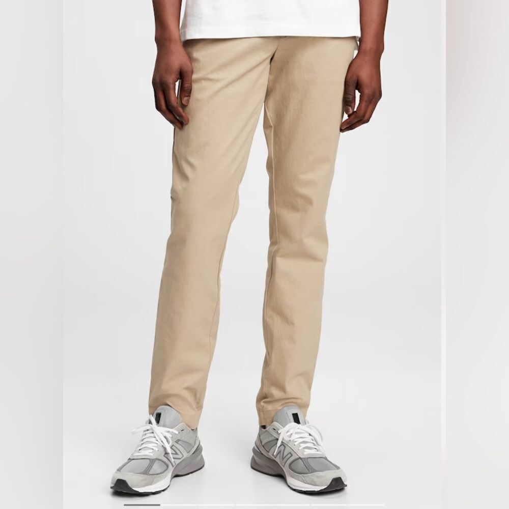 Gap Modern Khakis in Skinny Fit with GapFlex Khaki 34Wx32L NWT‎